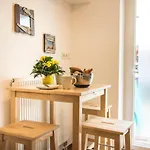 Neue Reihe 8 Wohnung links