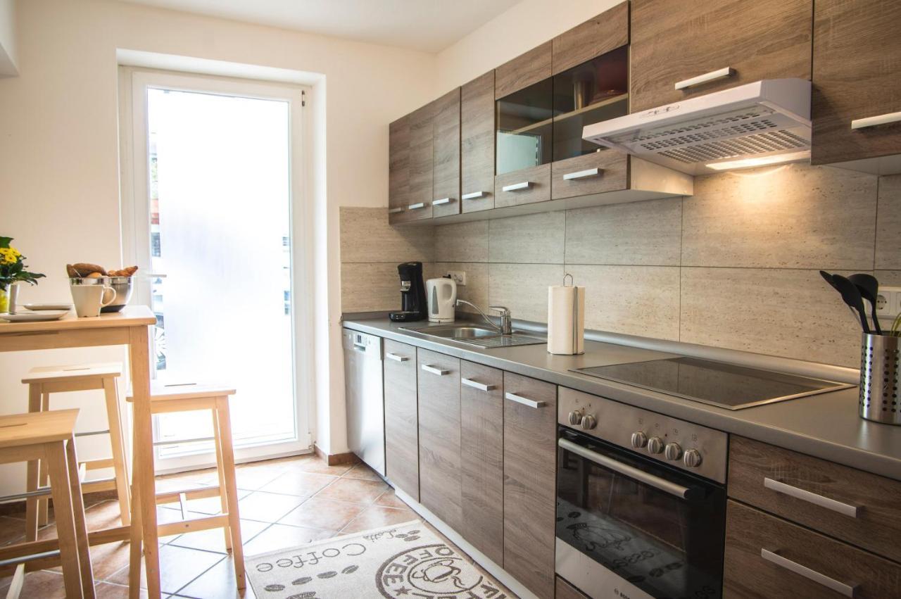 Apartment Neue Reihe 8 Links